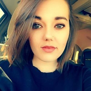 Meet your Posher, Candice